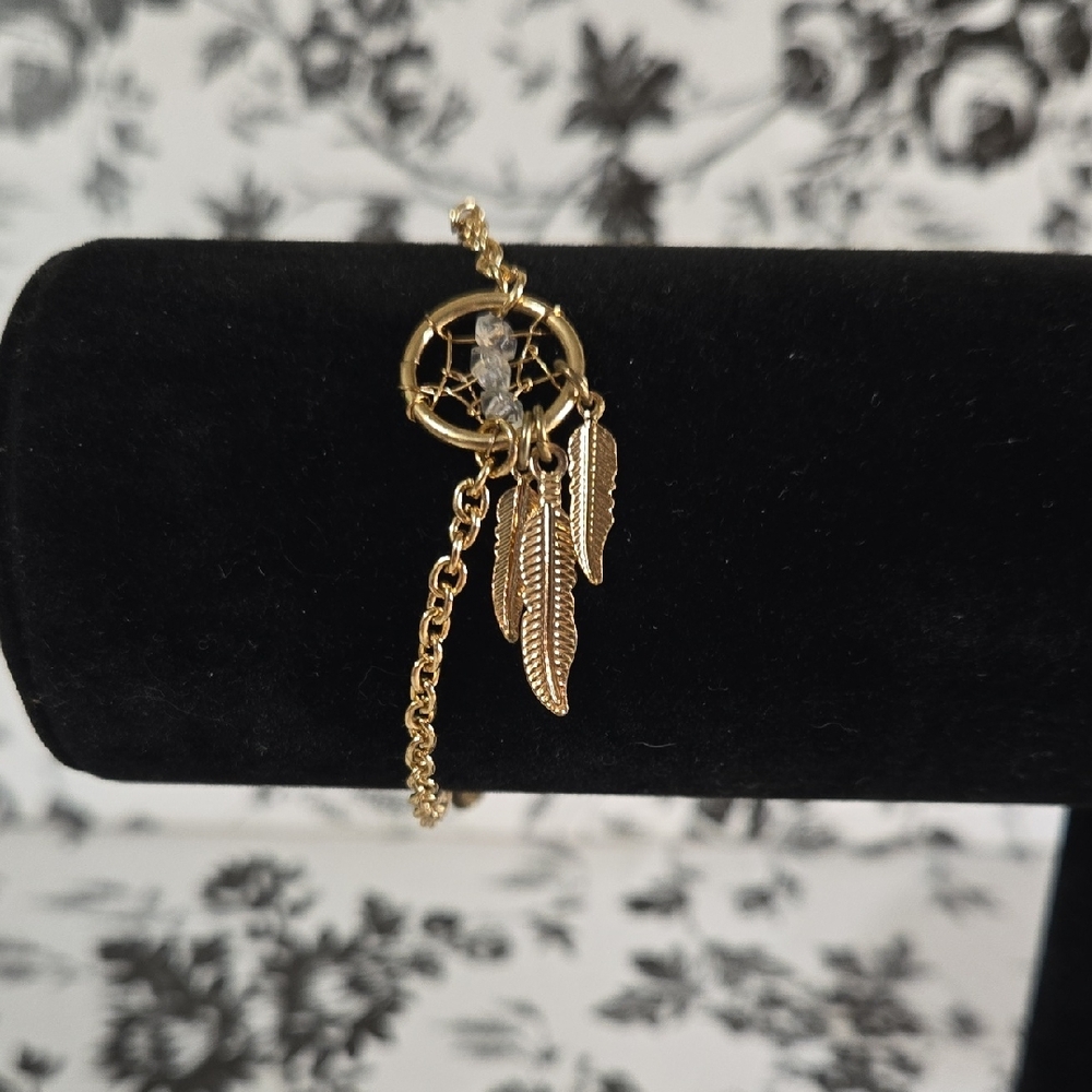 Gold Dreamcatcher Bracelet Wy22